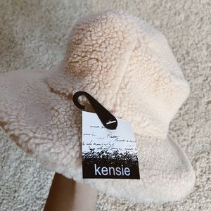 Kensie Sherpa Bucket Hat
